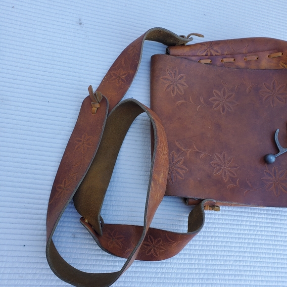Tooled Leather Purse Messenger Bag Handmade Shoulder Bag Brown 10"x9.5" Floral - Picture 9 of 12